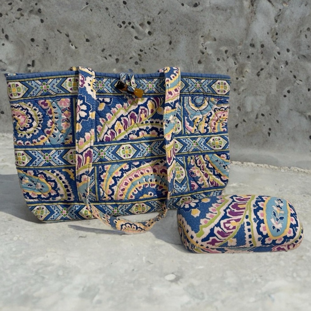 Vera Bradley Set Small Tic Tac Tote Capri Blue & Matching Sunglass Case Like New